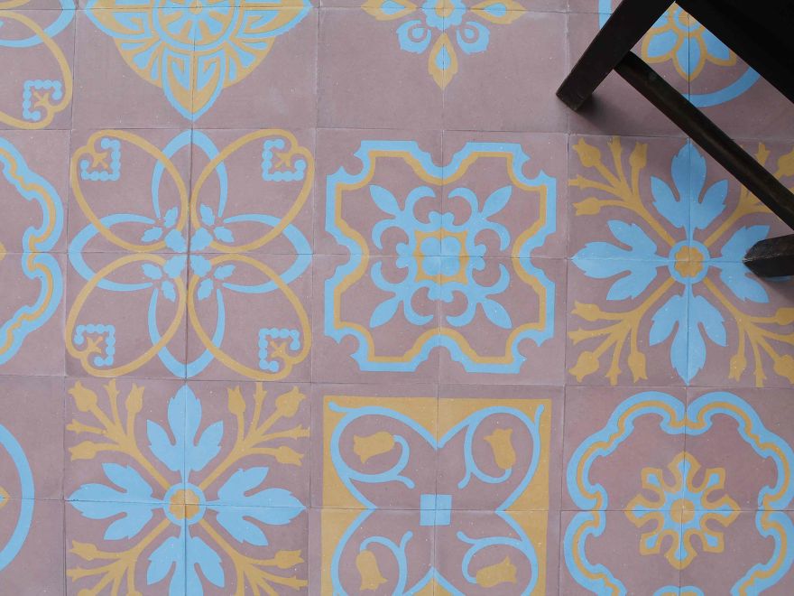 Patchwork cement tiles