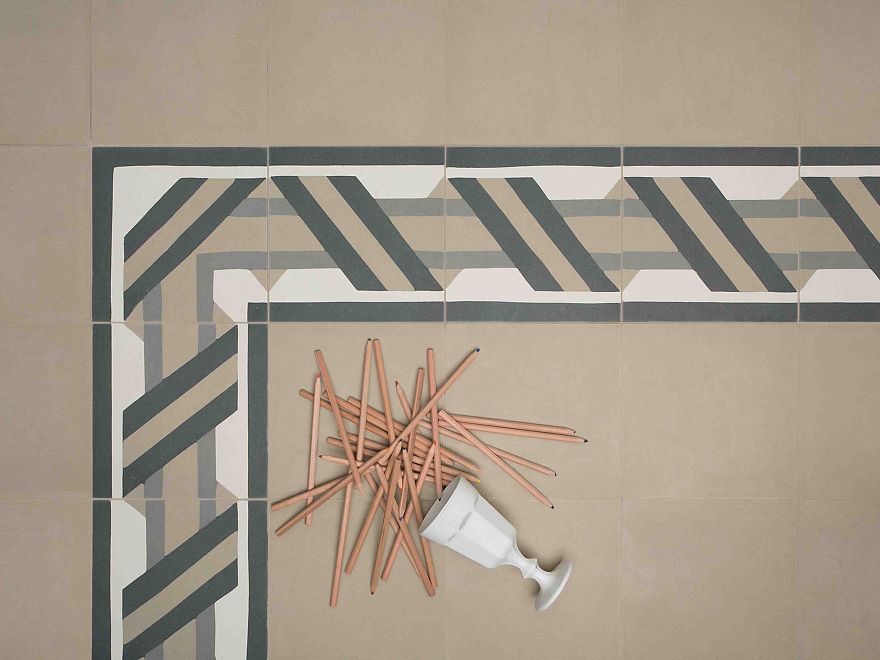 ARCHIMEDE grigio antico - nero America - bianco avorio - grigio scuro