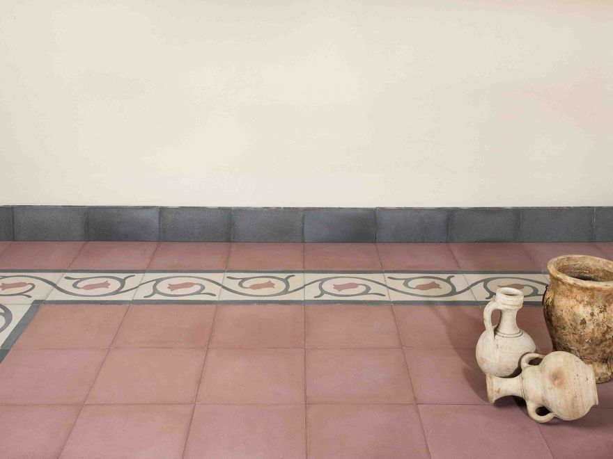 GIULIA grigio antico - rosso antico - nero America