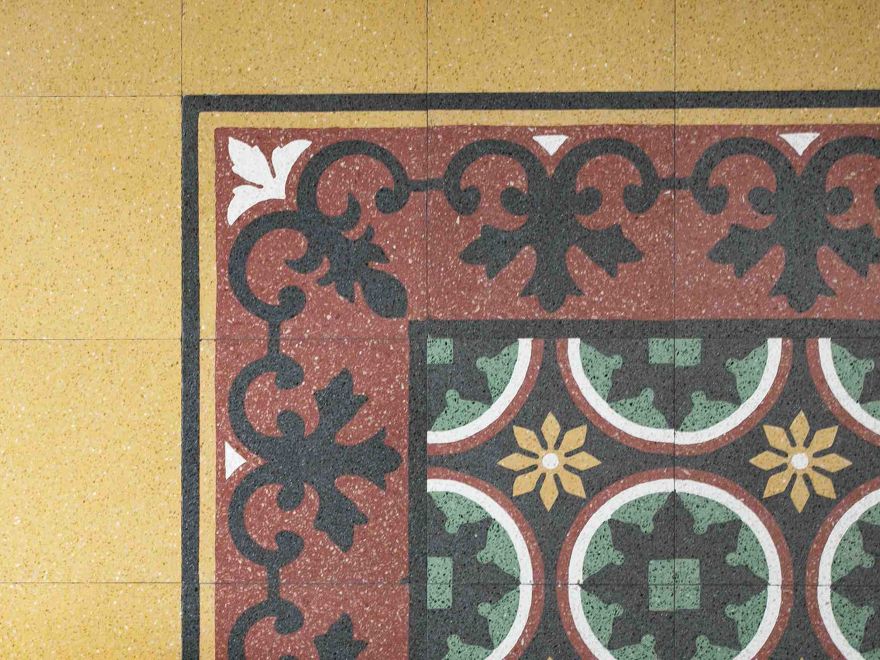 LODOLETTA25 rosso prugna - grigio lavico - giallo Siena